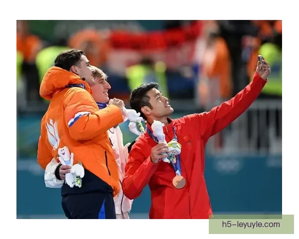 凌晨1点,中国第3金!宁忠岩破奥运纪录夺冠 凌晨1点,中国第3金!宁忠岩破奥运纪录夺冠